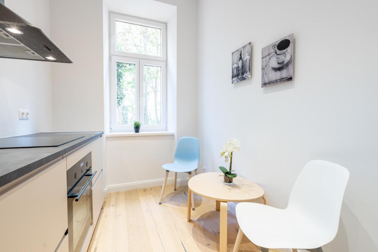 Cottageviertel - Stilvolles Apartment In Parknahe 비엔나 외부 사진